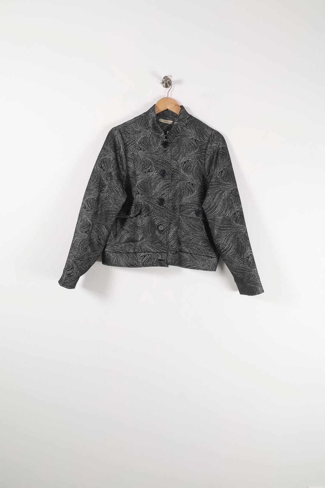 Veste Noire - Taille XL/42 de la marque La Fée Maraboutée | PARAD90652 - Vendu par Paradigme - Image 2