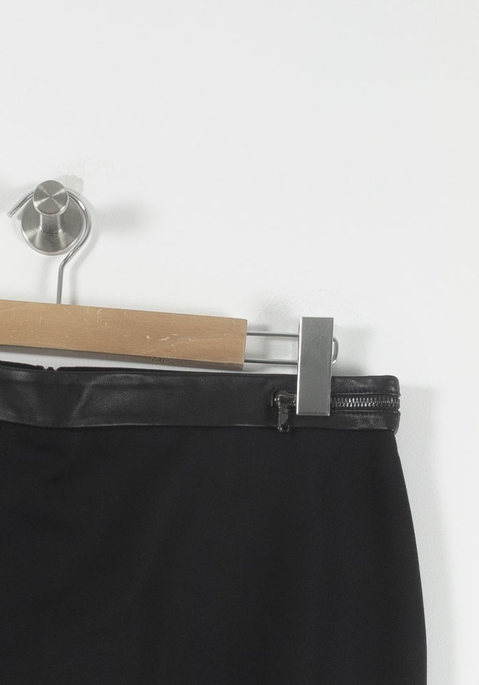 Jupe Crayon Noire - Taille XXL/44 de la marque ZAPA | PARAD90842 - Vendu par Paradigme - Image 3