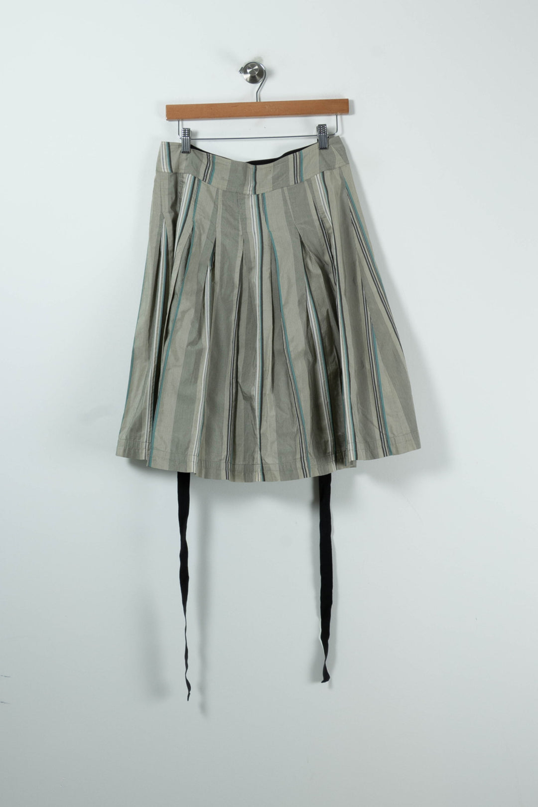 Jupe Plissée Grise à Rayures - Taille XL/42 de la marque One Step | PARAD90946 - Vendu par Paradigme - Image 4