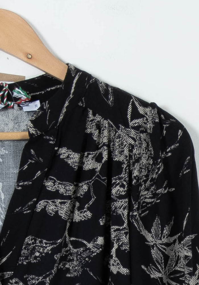 Robe Noire et Blanche - Taille M/38 de la marque La Fée Maraboutée | PARAD91029 - Vendu par Paradigme - Image 3