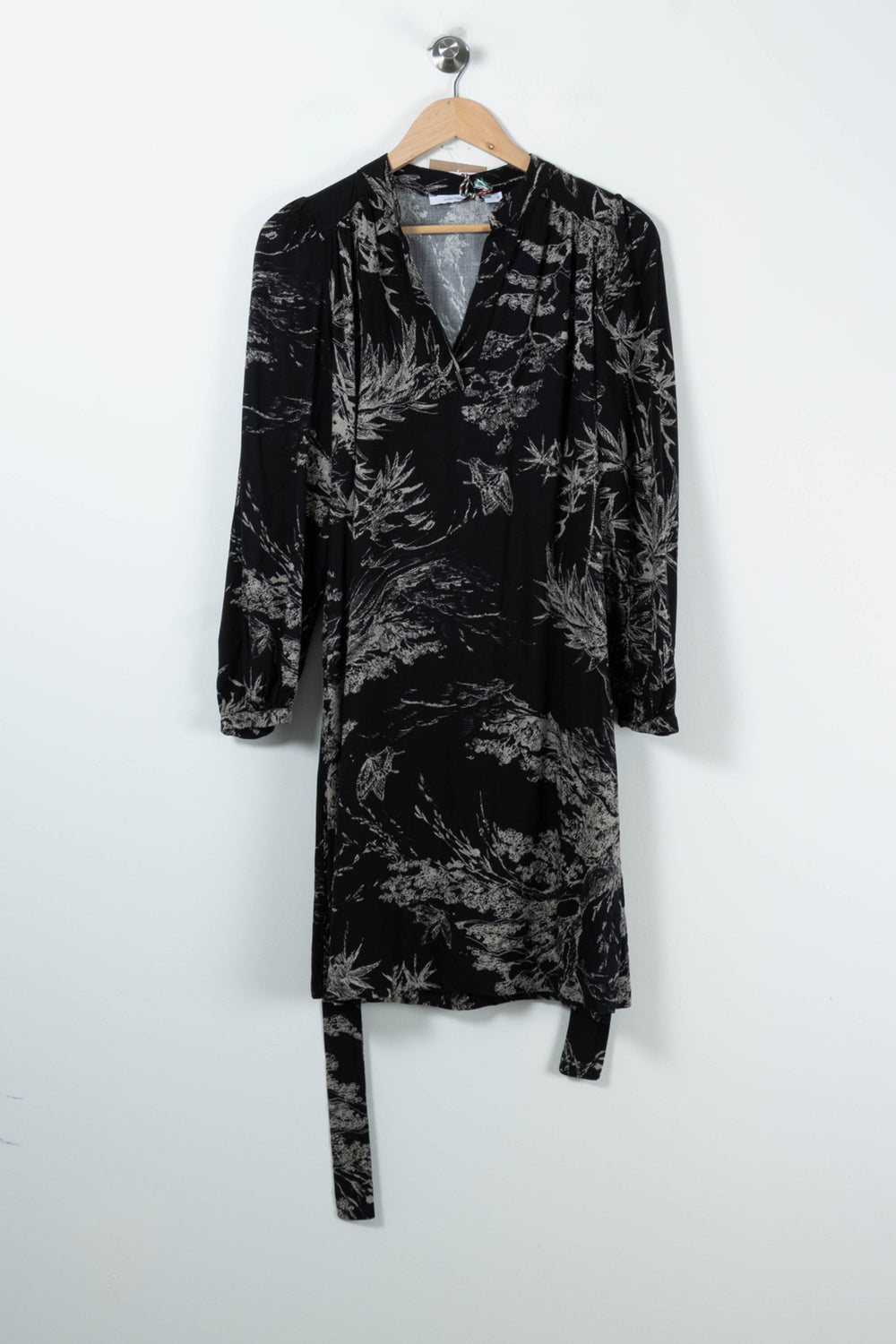 Robe Noire et Blanche - Taille M/38 de la marque La Fée Maraboutée | PARAD91029 - Vendu par Paradigme - Image 2