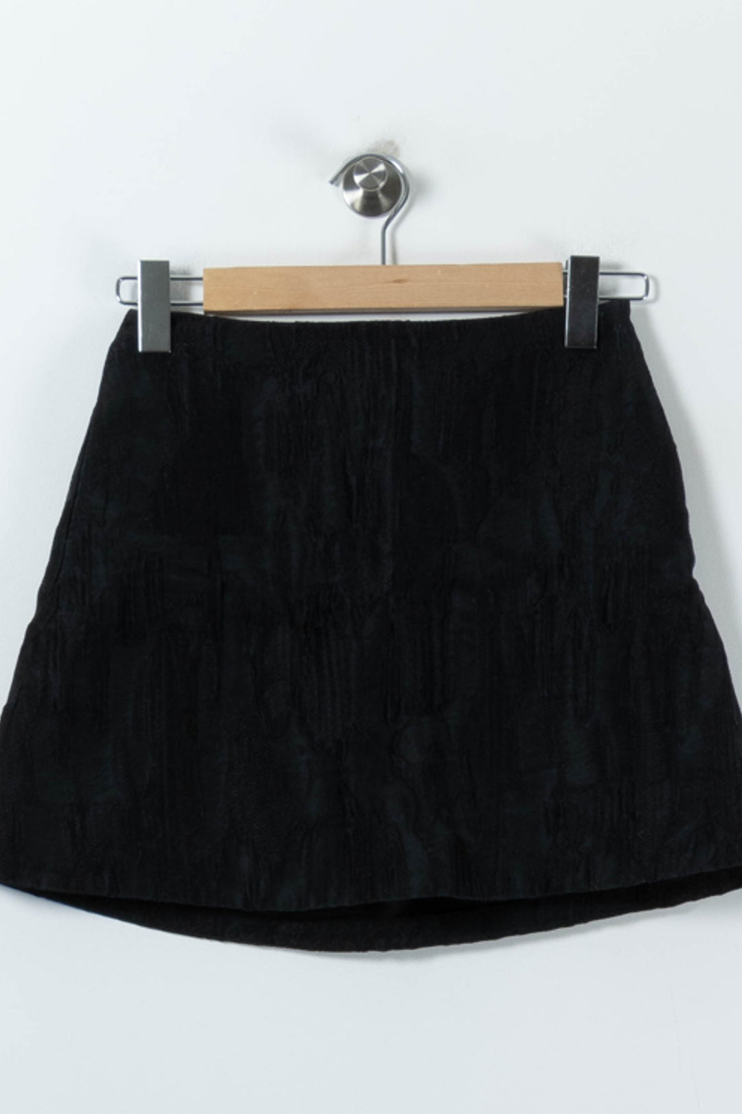 Jupe Courte Noire - Taille XS/34 de la marque COS | PARAD91117 - Vendu par Paradigme - Image 2