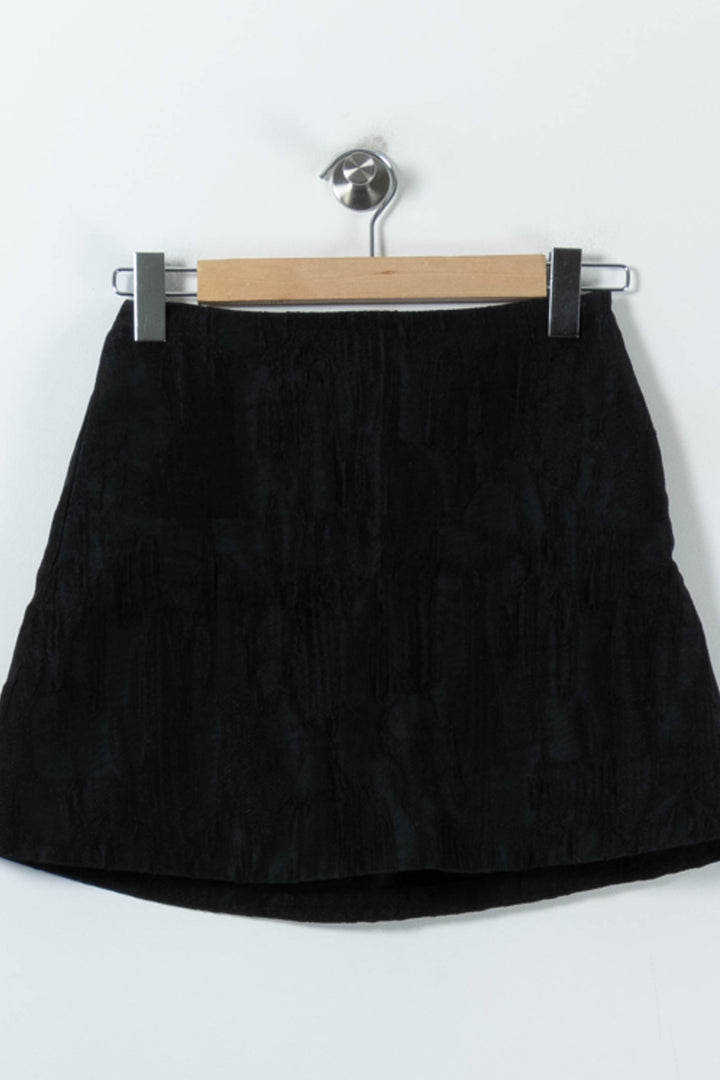Jupe Courte Noire - Taille XS/34 de la marque COS | PARAD91117 - Vendu par Paradigme - Image 2