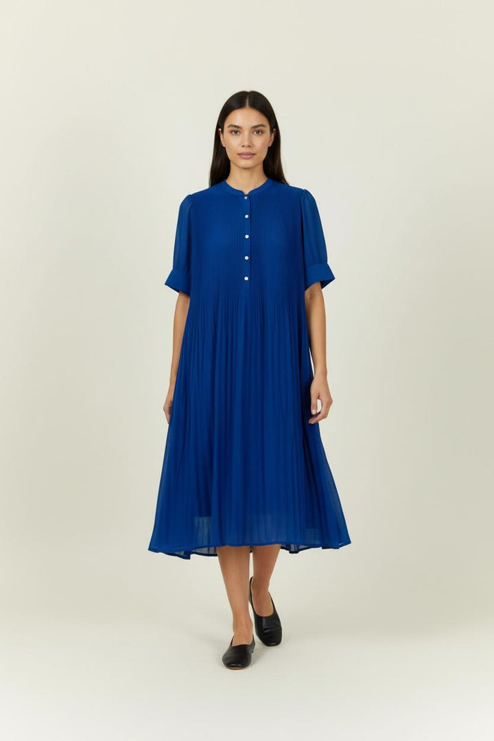 Robe Plissée Bleue - Taille XL/42 de la marque IKKS | PARAD91209 - Vendu par Paradigme - Image 1