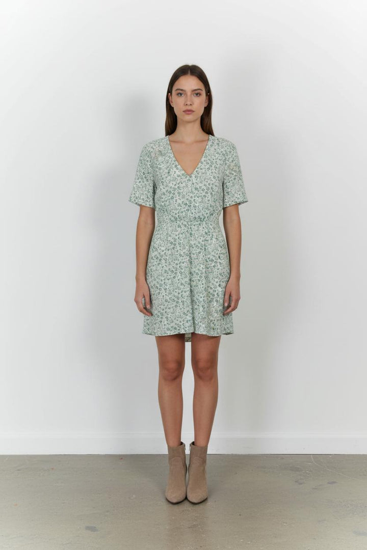 Robe Fleurie Verte - Taille L/40 de la marque Karl Marc John | PARAD91450 - Vendu par Paradigme - Image 1