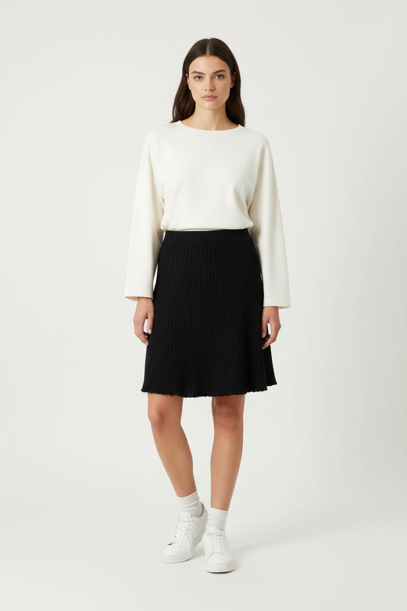Jupe Plissée Noire - Taille S/36 de la marque Comptoir des Cotonniers | PARAD91518 - Vendu par Paradigme - Image 1