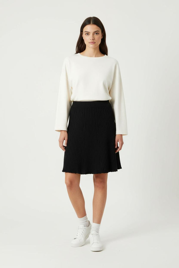 Jupe Plissée Noire - Taille S/36 de la marque Comptoir des Cotonniers | PARAD91518 - Vendu par Paradigme - Image 1