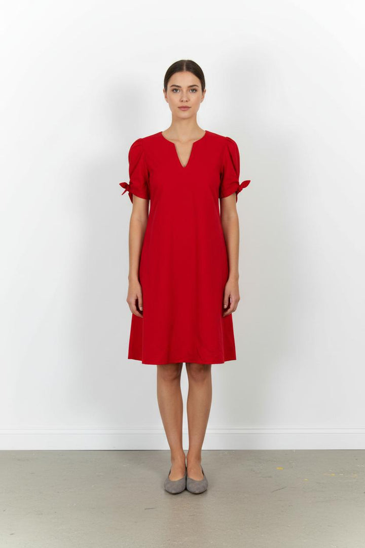 Robe Courte Rouge - Taille M/38 de la marque Maison 123 | PARAD91593 - Vendu par Paradigme - Image 1