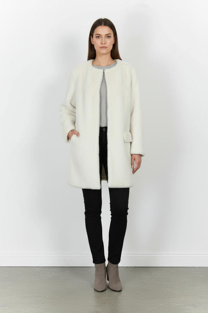 Manteau Long Blanc - Taille XXXL/46 de la marque Weill | PARAD91931 - Vendu par Paradigme - Image 1