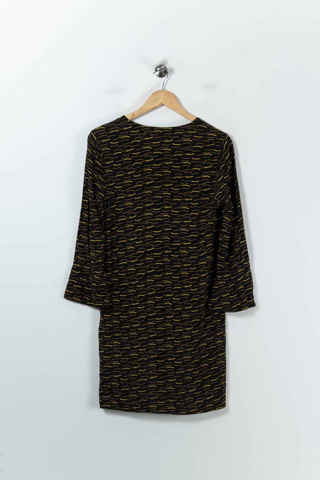 Robe Noire et Jaune - Taille L/40 de la marque La Fée Maraboutée | PARAD92172 - Vendu par Paradigme - Image 4
