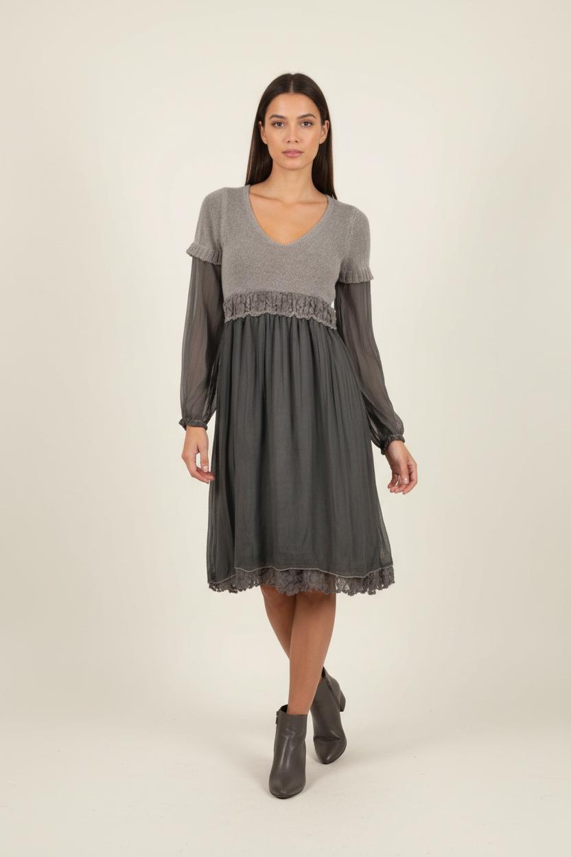 Robe Longue Grise - Taille S/36 de la marque La Fée Maraboutée | PARAD92491 - Vendu par Paradigme - Image 1
