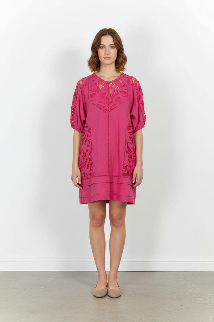 Robe Courte Rose - Taille L/40 de la marque Suncoo | PARAD92697 - Vendu par Paradigme - Image 1