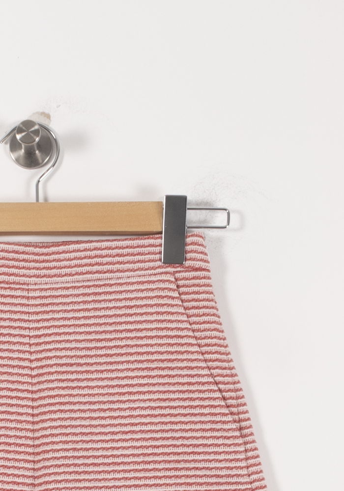 Short Rayé Rouge et Blanc - Taille XS/34 de la marque Kookai | PARAD92762 - Vendu par Paradigme - Image 3