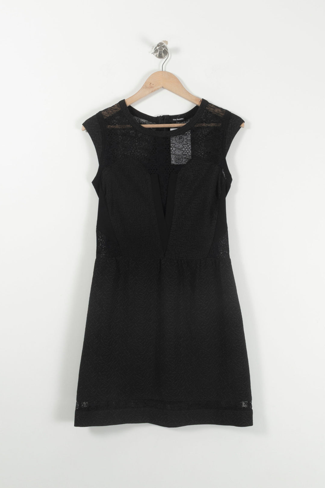 Robe Courte Noire - Taille L/40 de la marque The Kooples | PARAD92905 - Vendu par Paradigme - Image 2