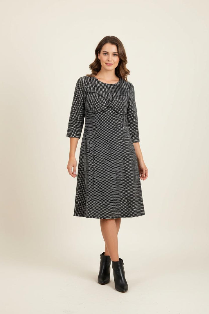 Robe Mi-longue Noire et Blanche - Taille M/38 de la marque Tara Jarmon | PARAD92967 - Vendu par Paradigme - Image 1