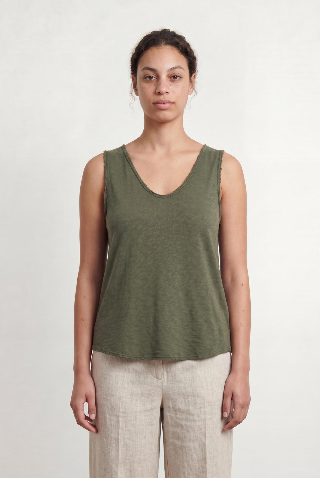 Débardeur Vert - Taille L/40 de la marque American Vintage | PARAD93206 - Vendu par Paradigme - Image 1