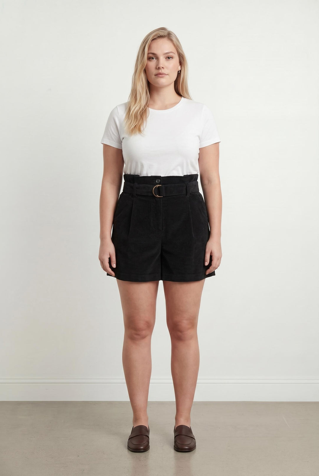 Short Noir - Taille XL/42 de la marque La Fée Maraboutée | PARAD93230 - Vendu par Paradigme - Image 1