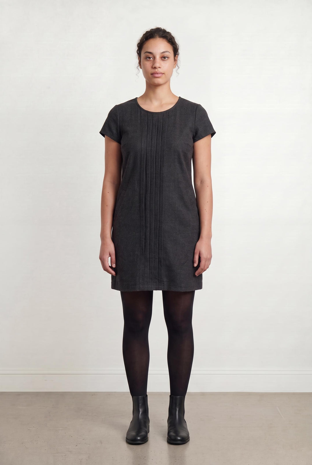 Robe Courte Grise - Taille L/40 de la marque Pablo | PARAD93243 - Vendu par Paradigme - Image 1