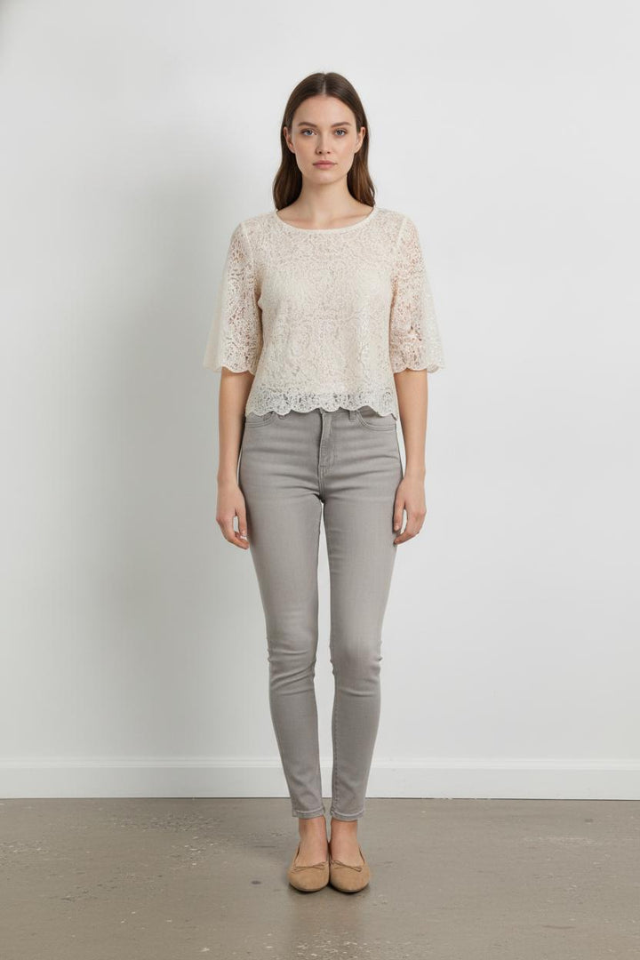 Top en dentelle Blanc - Taille XS/34 de la marque Maison 123 | PARAD93363 - Vendu par Paradigme - Image 1