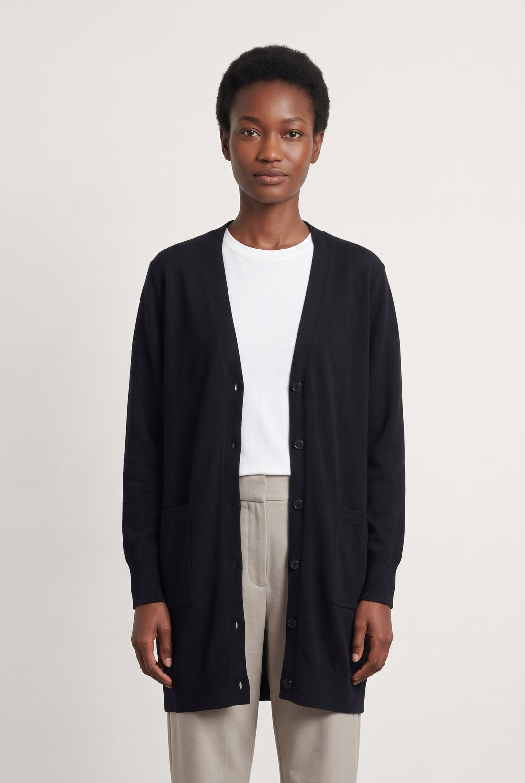Cardigan Long Noir - Taille M/38 de la marque Galeries Lafayette | PARAD93630 - Vendu par Paradigme - Image 1