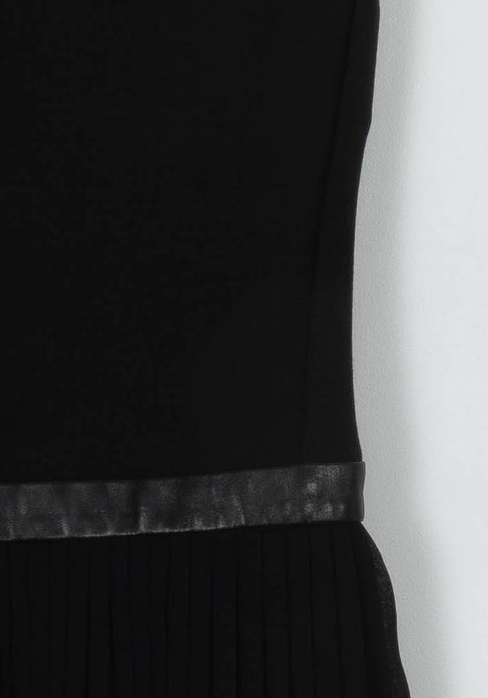 Robe Plissée Noire - Taille S/36 de la marque Maje | PARAD93809 - Vendu par Paradigme - Image 3