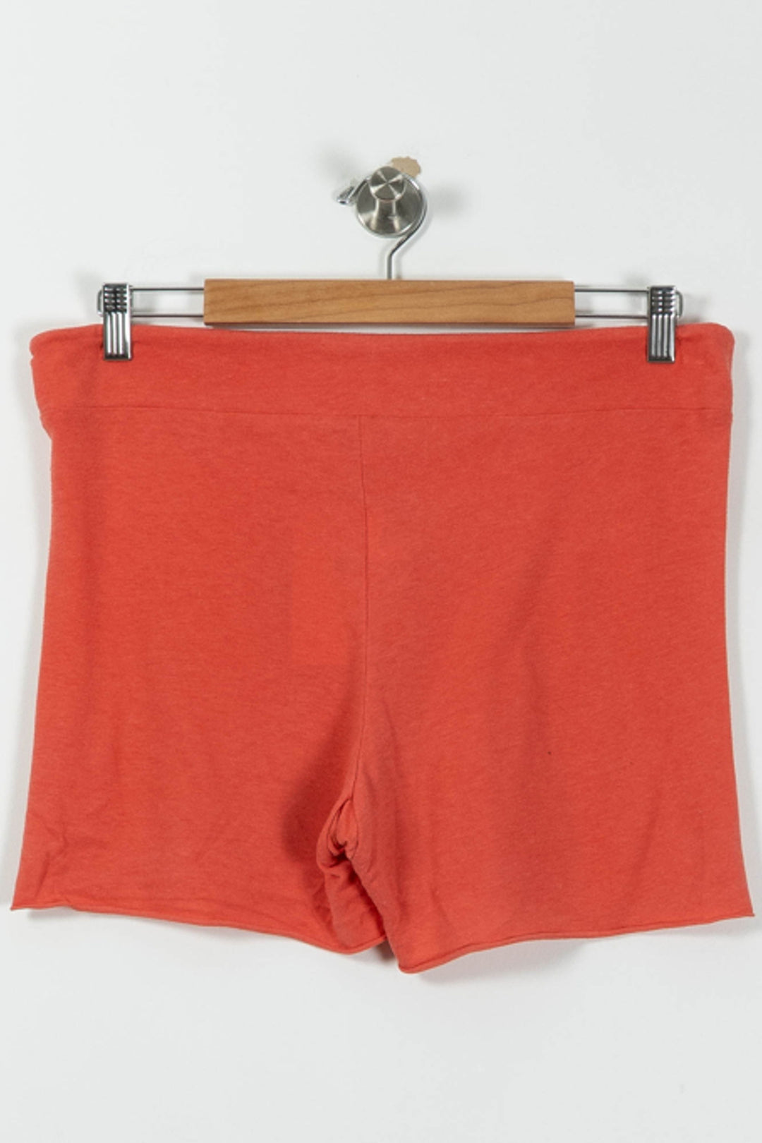 Short Rouge - Taille M/38 de la marque American Vintage | PARAD94124 - Vendu par Paradigme - Image 4