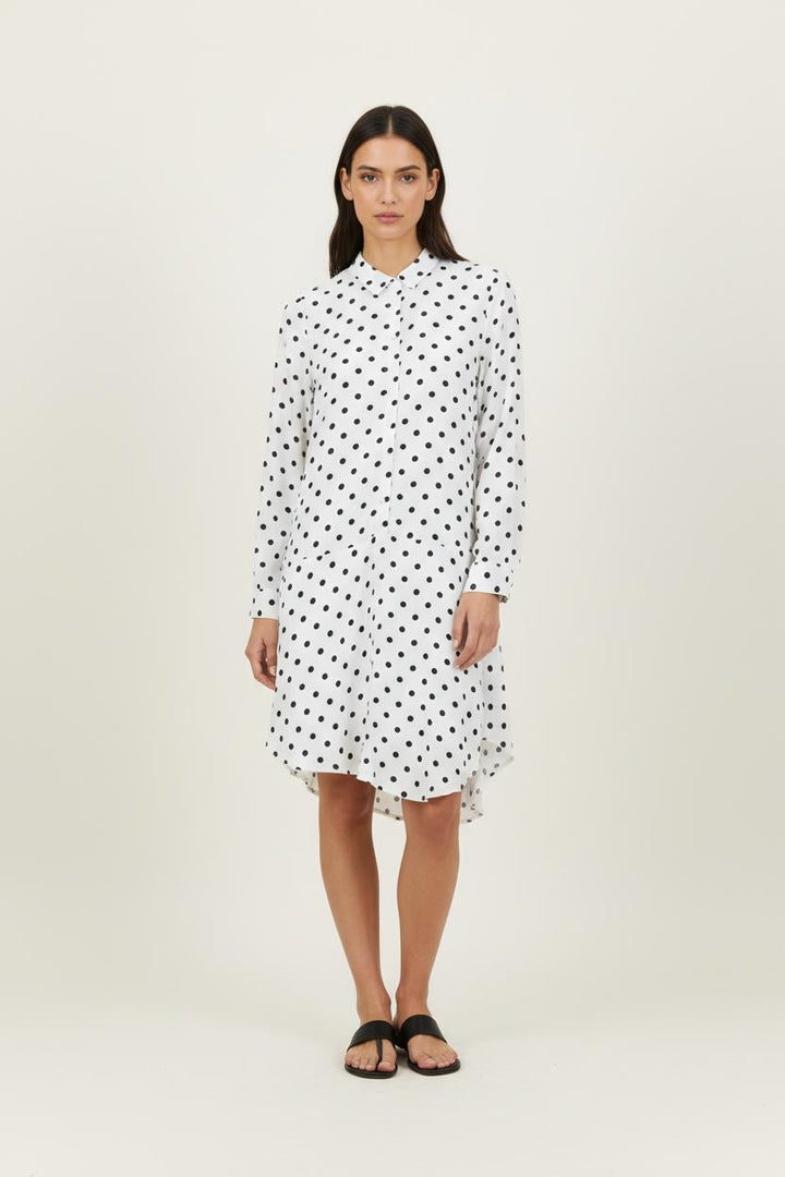 Robe Longue Blanche et Noire - Taille S/36 de la marque Karl Marc John | PARAD94181 - Vendu par Paradigme - Image 1