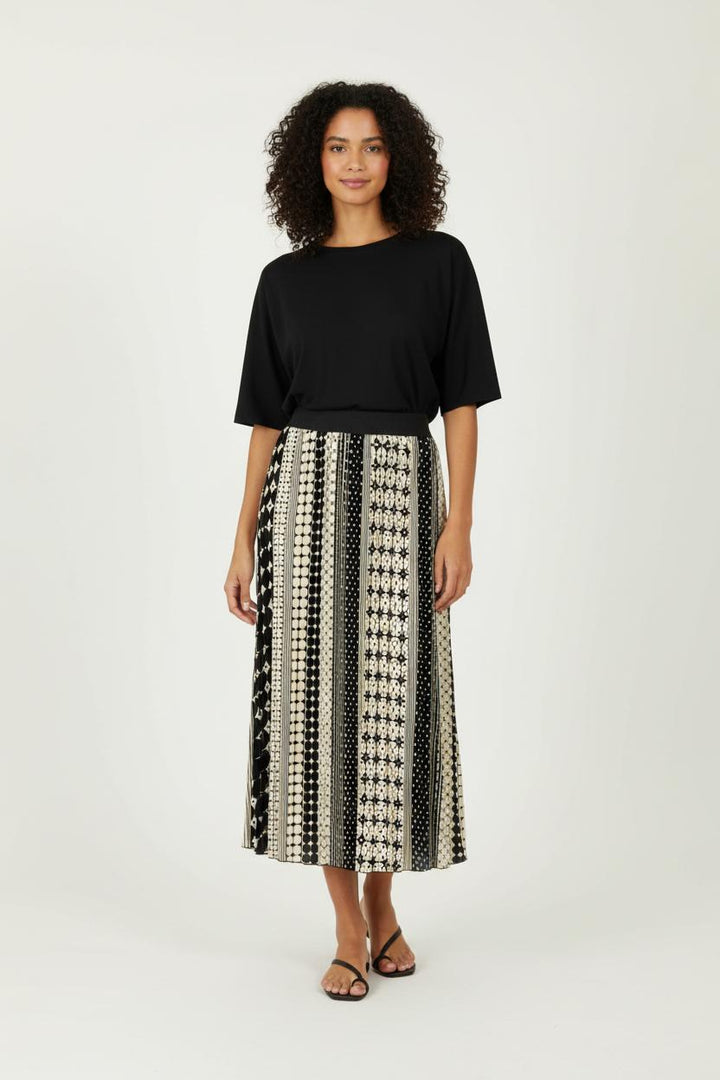Jupe Plissée Noire et Beige - Taille S/36 de la marque La Fée Maraboutée | PARAD94302 - Vendu par Paradigme - Image 1