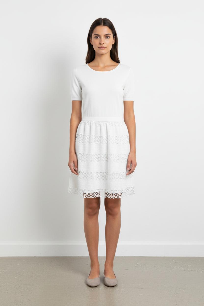 Robe en Dentelle Blanche - Taille M/38 de la marque Suncoo | PARAD94331 - Vendu par Paradigme - Image 1