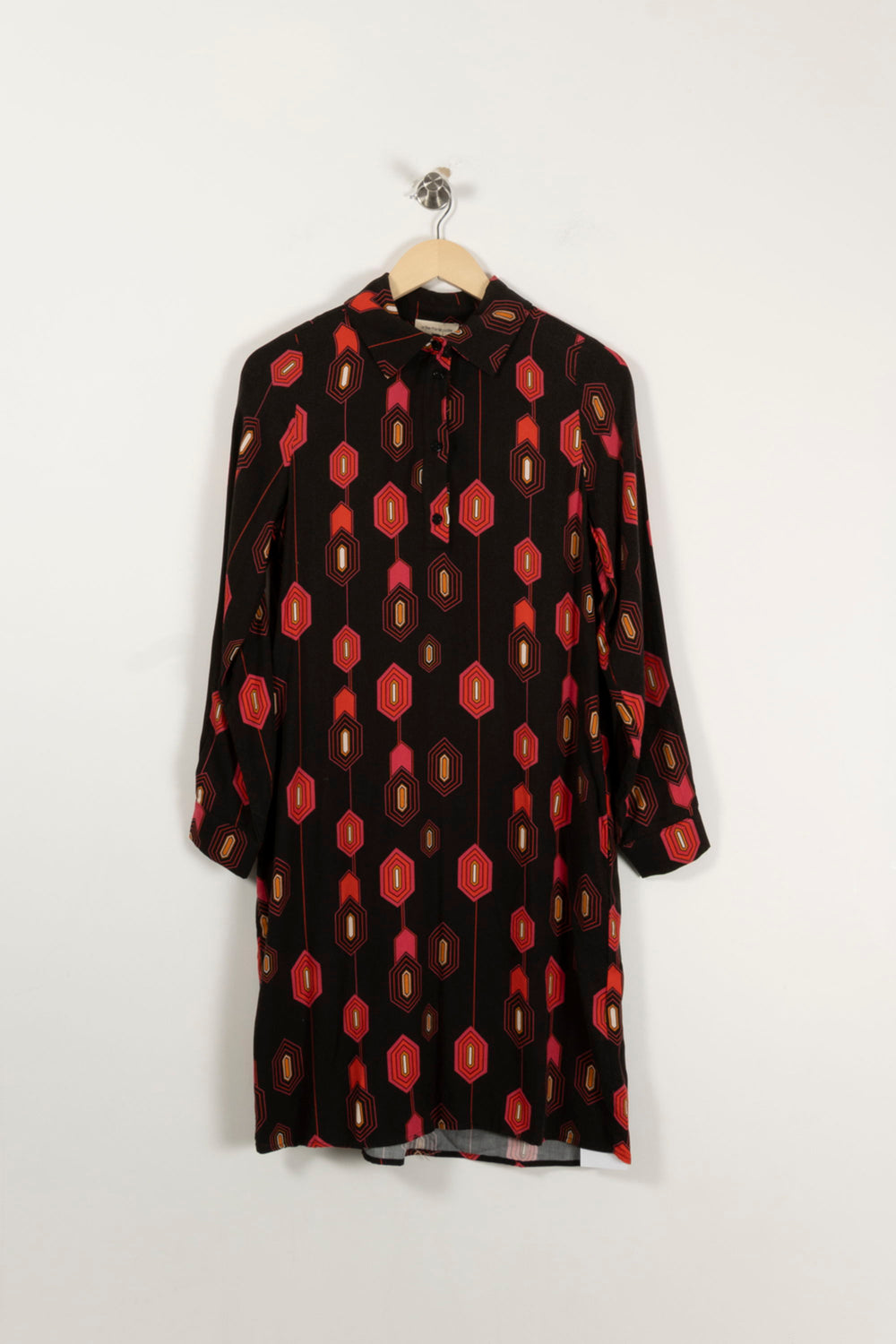 Robe Chemise Noire et Rouge - Taille S/36 de la marque La Fée Maraboutée | PARAD94335 - Vendu par Paradigme - Image 2