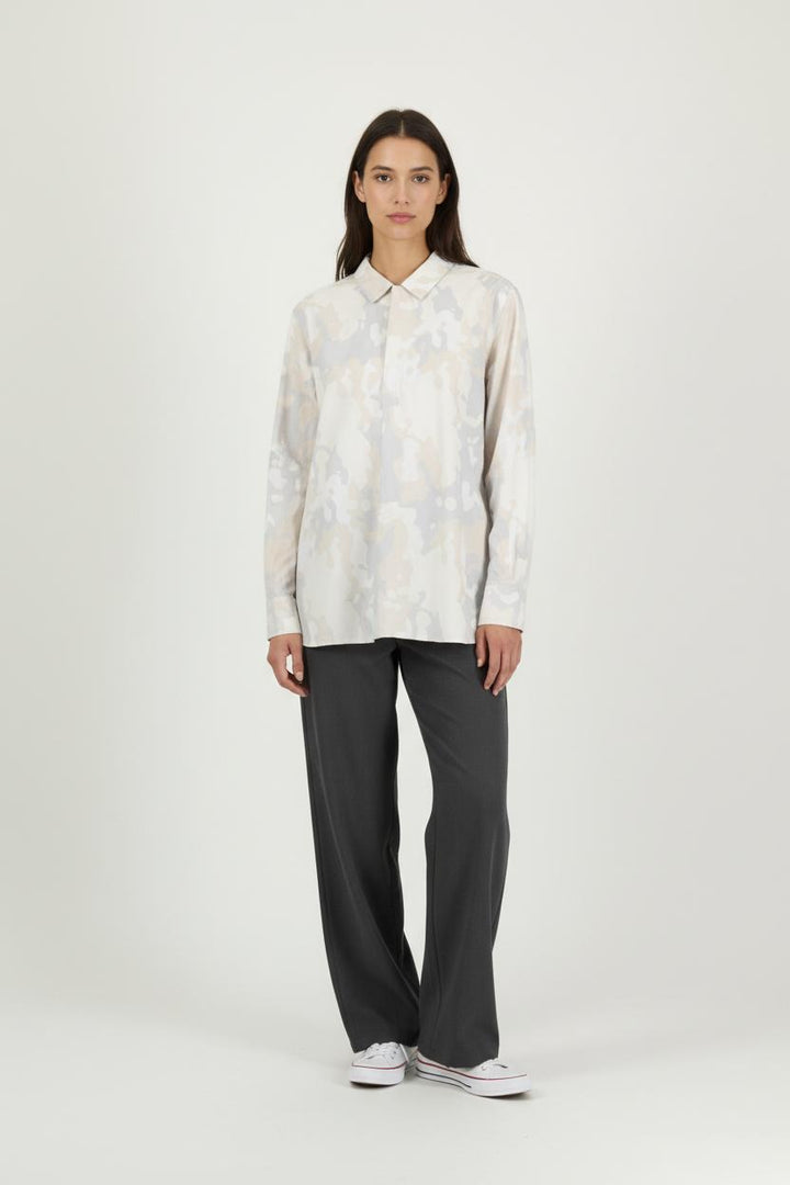 Chemise Camouflage Grise et Beige - Taille M/38 de la marque Aigle | PARAD94352 - Vendu par Paradigme - Image 1