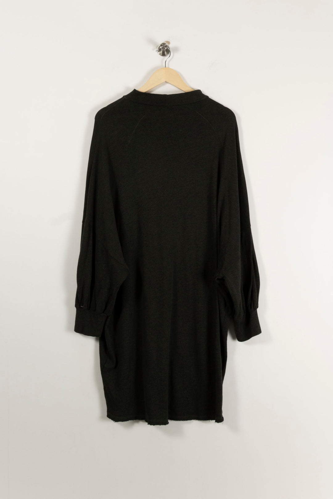 Robe Pull Noire - Taille T.U. de la marque American Vintage | PARAD94360 - Vendu par Paradigme - Image 4