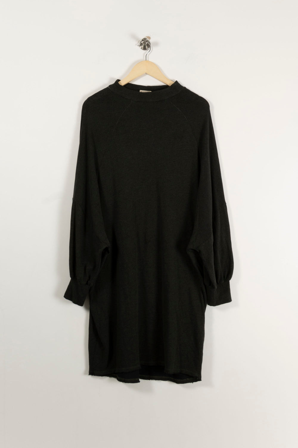 Robe Pull Noire - Taille T.U. de la marque American Vintage | PARAD94360 - Vendu par Paradigme - Image 2
