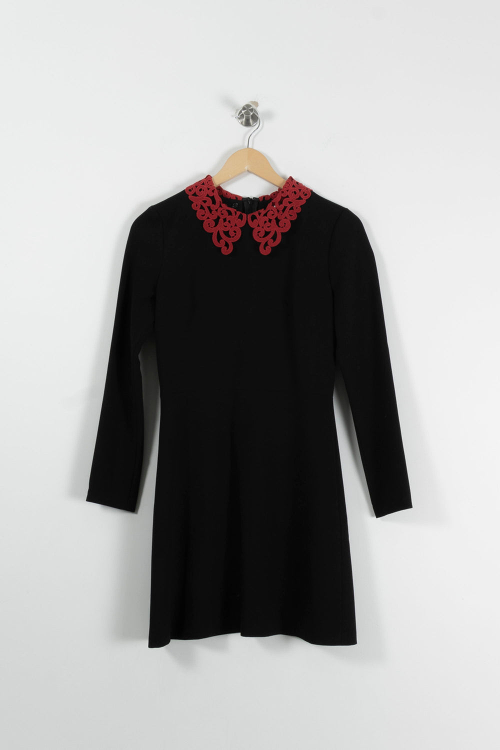 Robe Courte Noire et Rouge - Taille S/36 de la marque Sandro | PARAD94371 - Vendu par Paradigme - Image 2