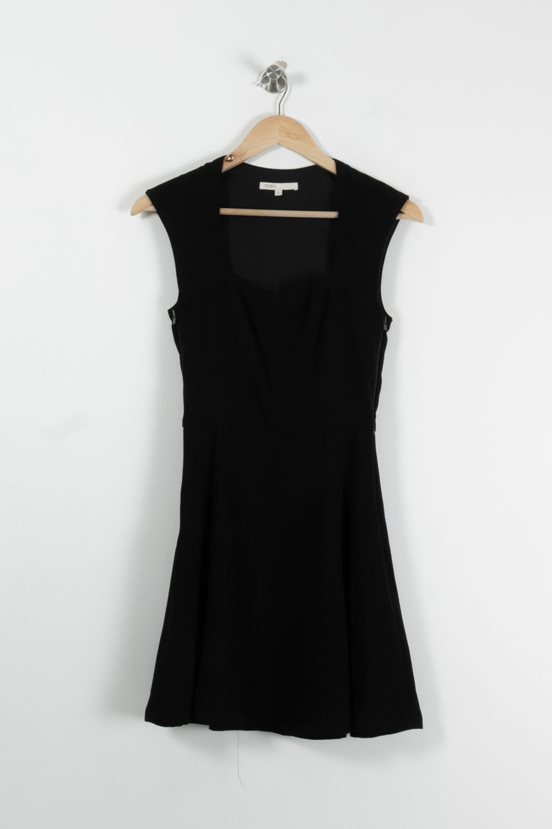Robe Courte Noire - Taille S/36 de la marque Maje | PARAD94375 - Vendu par Paradigme - Image 2