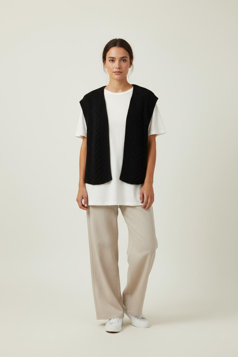 Gilet Noir - Taille M/38 de la marque La Fée Maraboutée | PARAD94399 - Vendu par Paradigme - Image 1