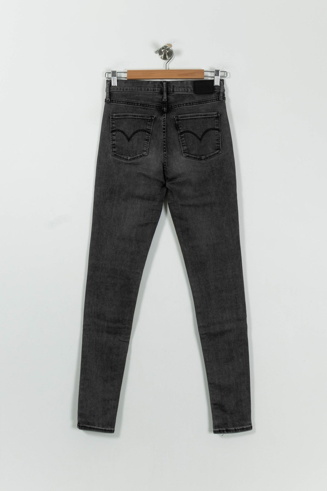 Jean Skinny Gris - Taille M/38 de la marque Levi's | PARAD94425 - Vendu par Paradigme - Image 4