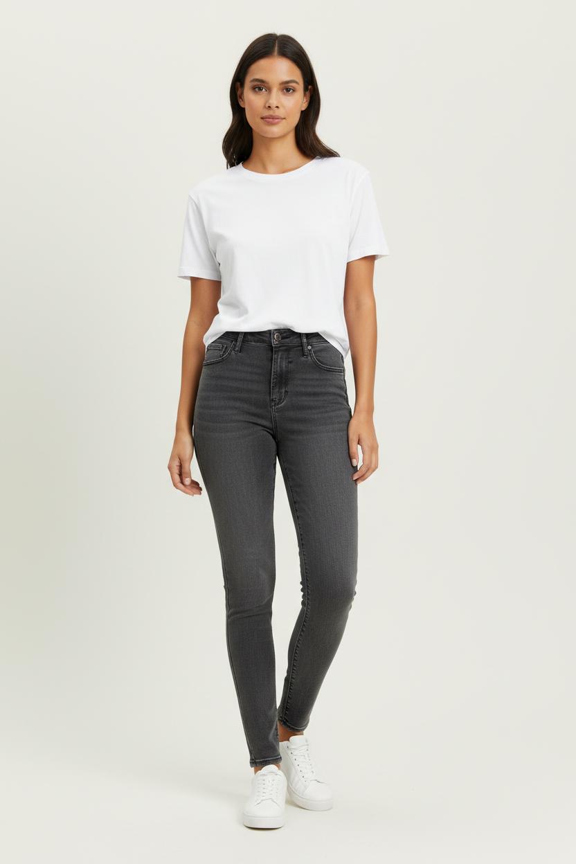 Jean Skinny Gris - Taille M/38 de la marque Levi's | PARAD94425 - Vendu par Paradigme - Image 1