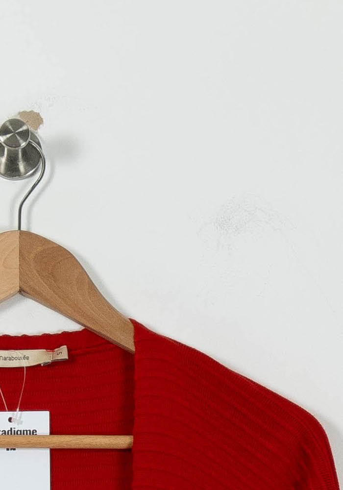 Cardigan Rouge - Taille S/36 de la marque La Fée Maraboutée | PARAD94535 - Vendu par Paradigme - Image 3
