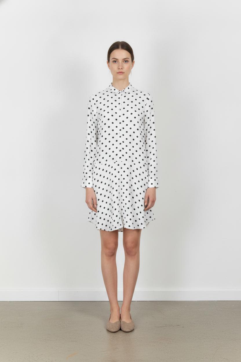 Robe courte Blanche et Noire - Taille XS/34 de la marque Karl Marc John | PARAD94594 - Vendu par Paradigme - Image 1