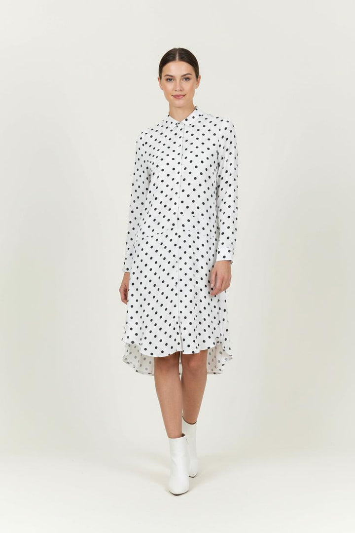 Robe Longue Blanche et Noire - Taille S/36 de la marque Karl Marc John | PARAD94788 - Vendu par Paradigme - Image 1