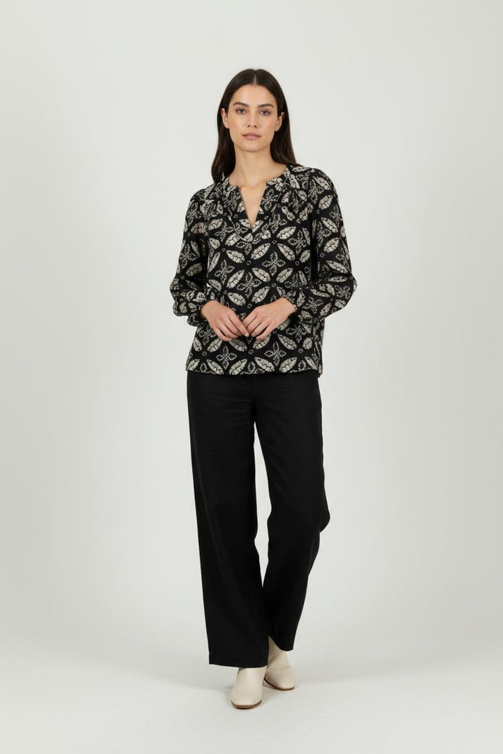Blouse Noire et Beige - Taille S/36 de la marque Maison 123 | PARAD94794 - Vendu par Paradigme - Image 1