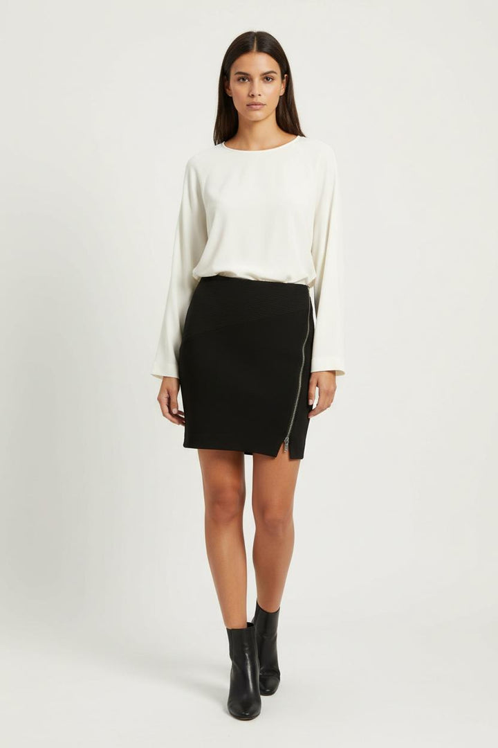 Jupe Courte Noire - Taille XS/34 de la marque IKKS | PARAD95137 - Vendu par Paradigme - Image 1