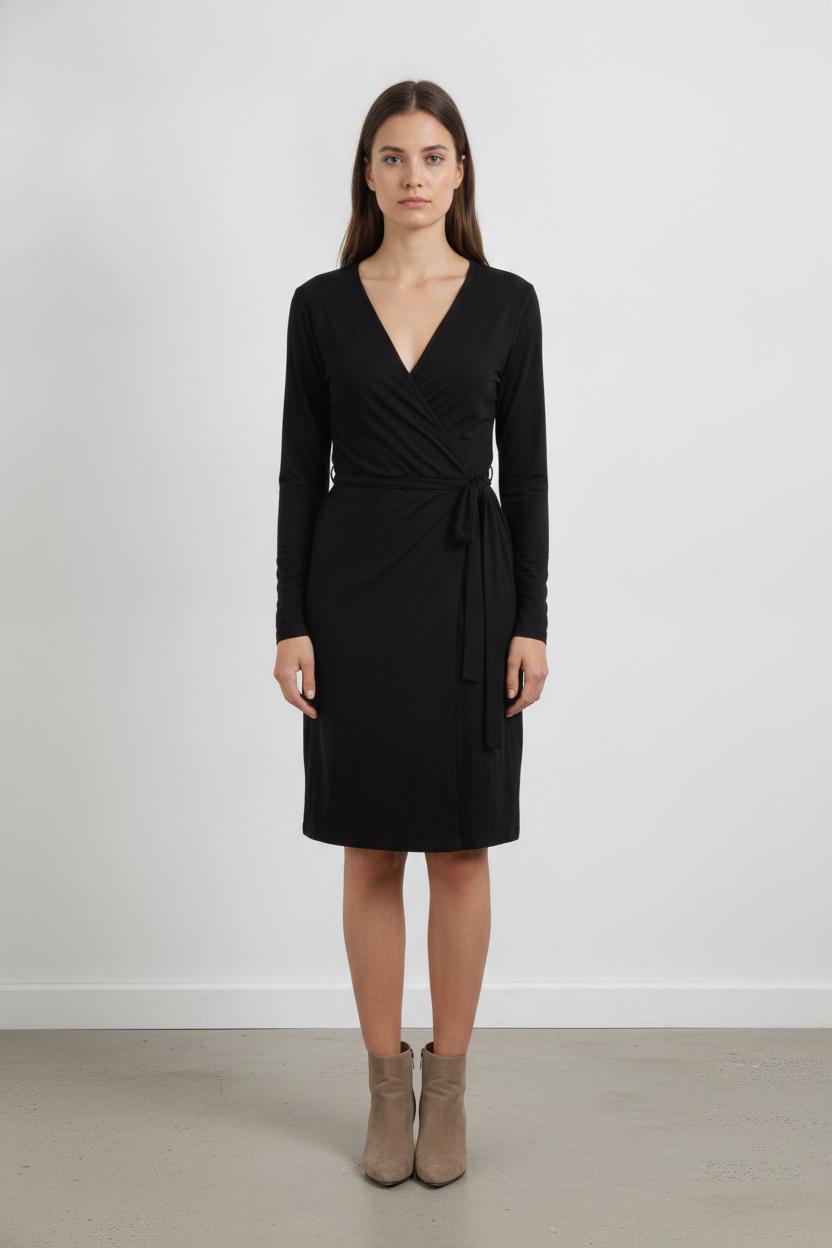 Robe portefeuille noire - Taille XS/34 de la marque Filippa K | PARAD95228 - Vendu par Paradigme - Image 1