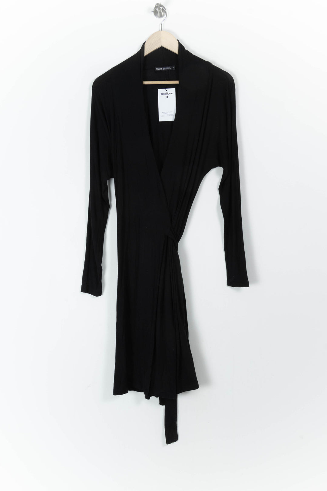Robe portefeuille noire - Taille XS/34 de la marque Filippa K | PARAD95228 - Vendu par Paradigme - Image 2