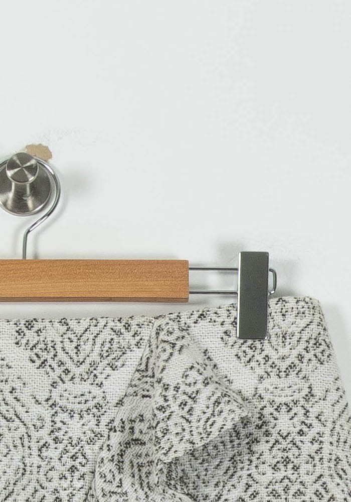 Jupe Courte Blanche et Noire - Taille L/40 de la marque Maje | PARAD95395 - Vendu par Paradigme - Image 3