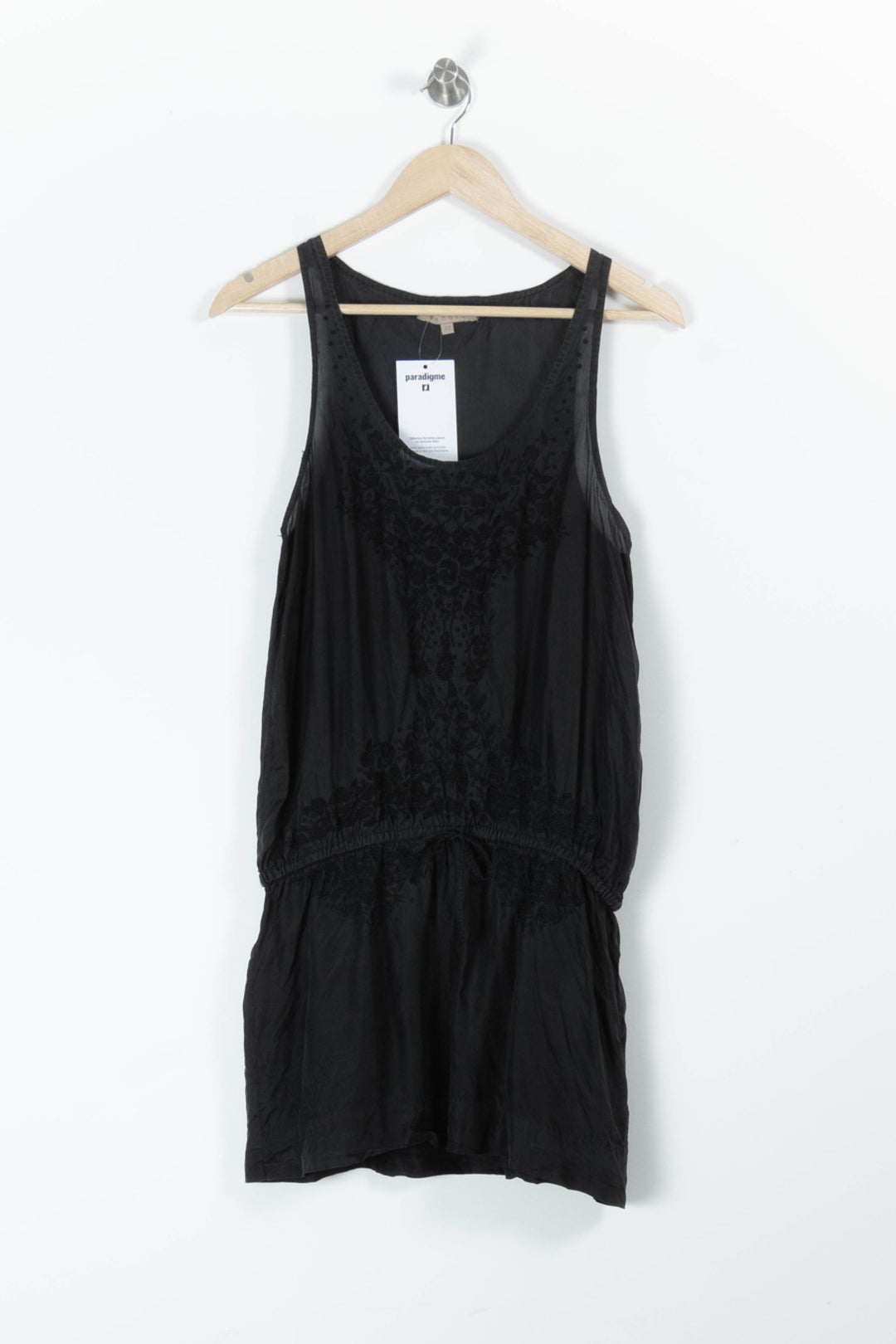 Robe Courte Noire - Taille M/38 de la marque Sandro | PARAD95471 - Vendu par Paradigme - Image 2