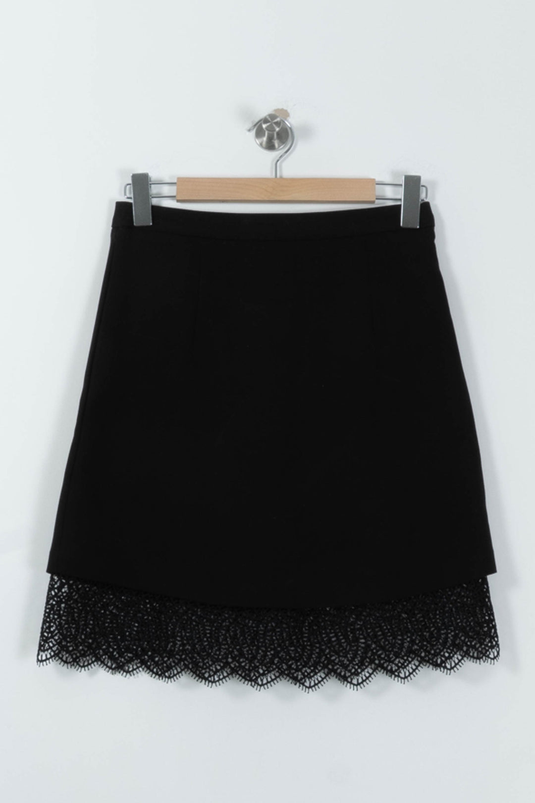 Jupe Courte Noire - Taille M/38 de la marque Suncoo | PARAD95698 - Vendu par Paradigme - Image 2