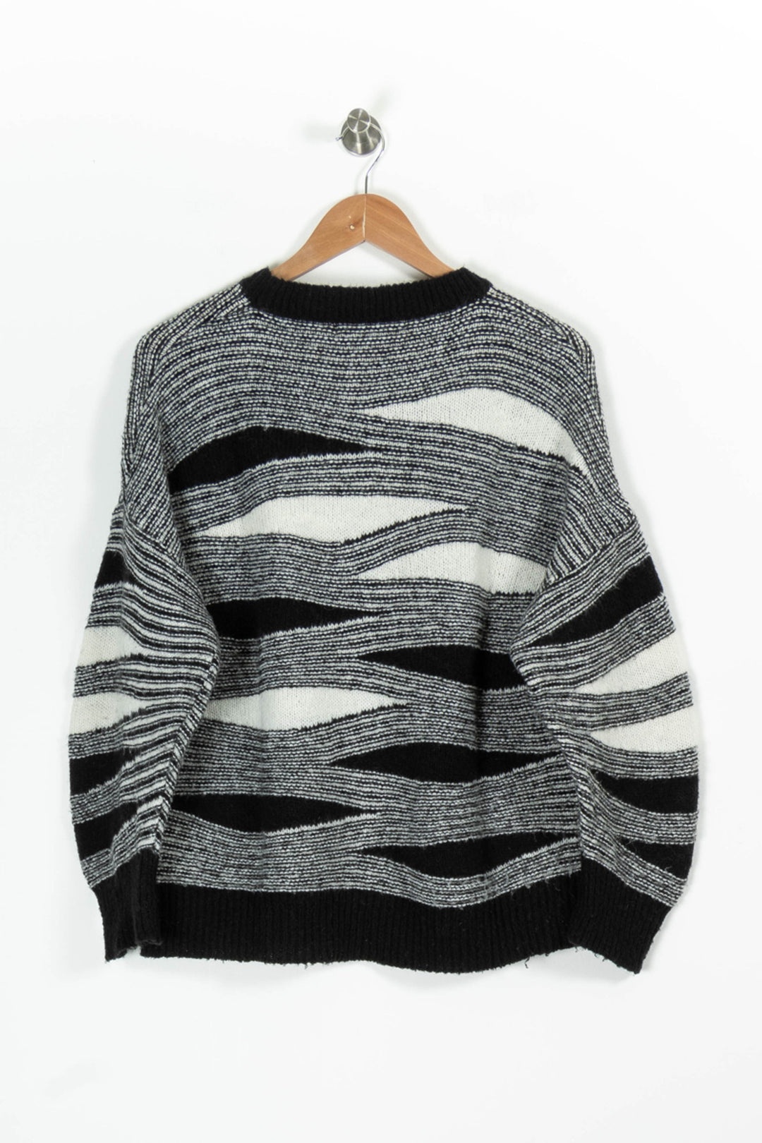 Pull Noir et Blanc - Taille M/38 de la marque La Fée Maraboutée | PARAD95841 - Vendu par Paradigme - Image 4