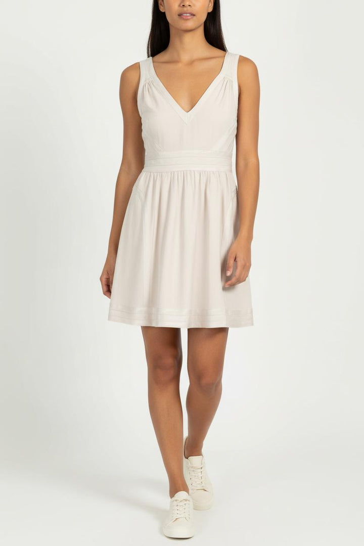 Robe Courte Beige - Taille M/38 de la marque Maje | PARAD96011 - Vendu par Paradigme - Image 1